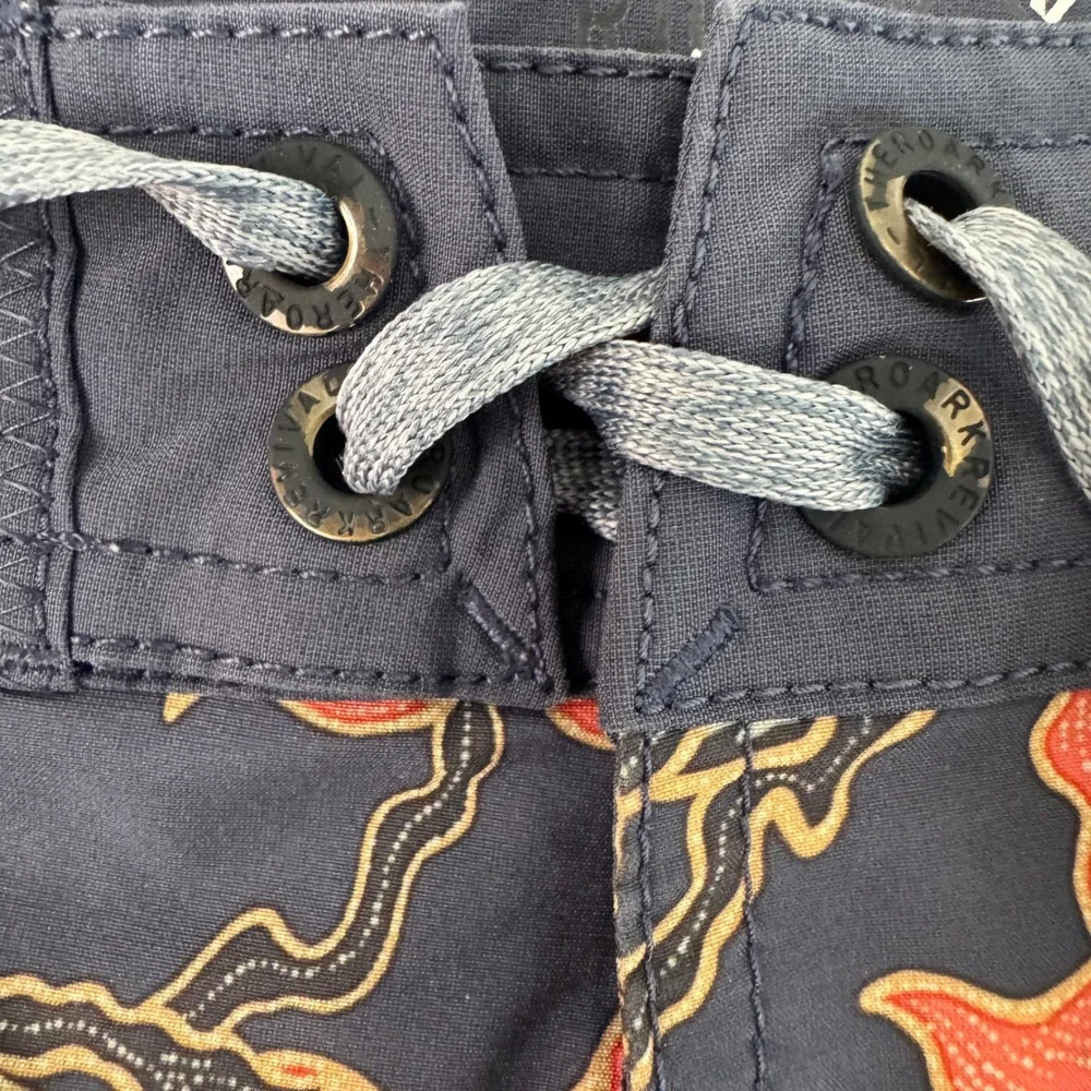 Roark Revival 36x8.5 Gray Floral Passage Batavia Batik Performance Board Shorts